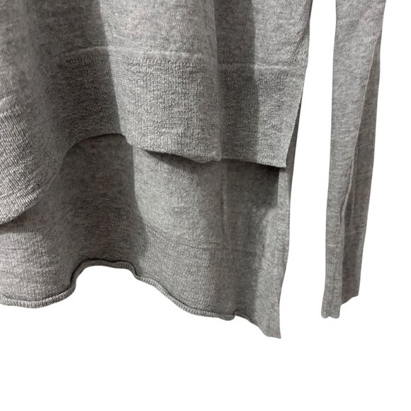 Aritzia Wilfred‎ Gray Italian Wool Asymmetrical Hem Loose Fit Pullover Sweater M - Picture 4 of 5